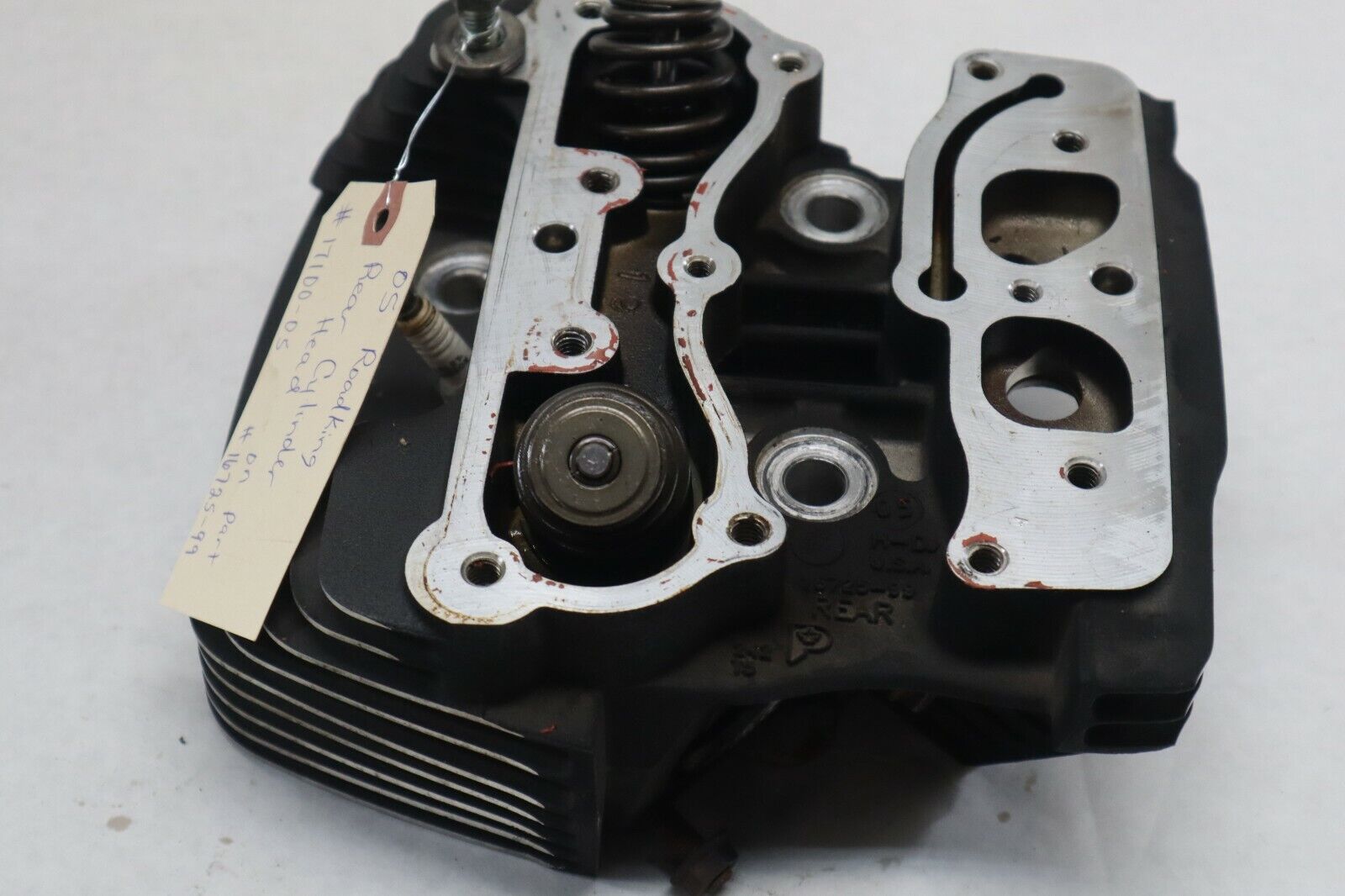 OEM Harley Davidson REAR Cylinder Head 2005 Road King Blk/Red 16725-99