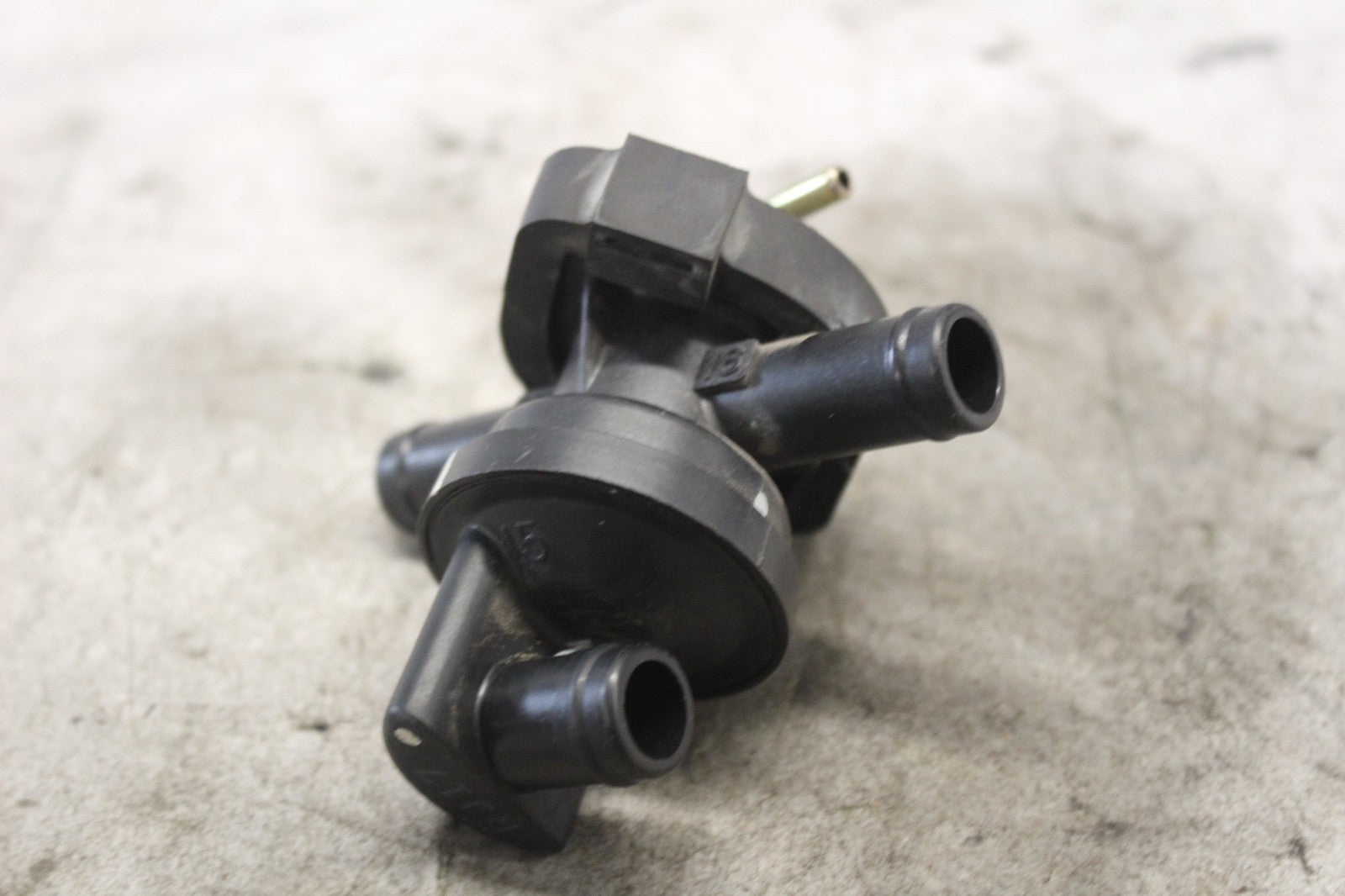 0afc374d-dc74-4c01-9a5d-4643e9fcf398