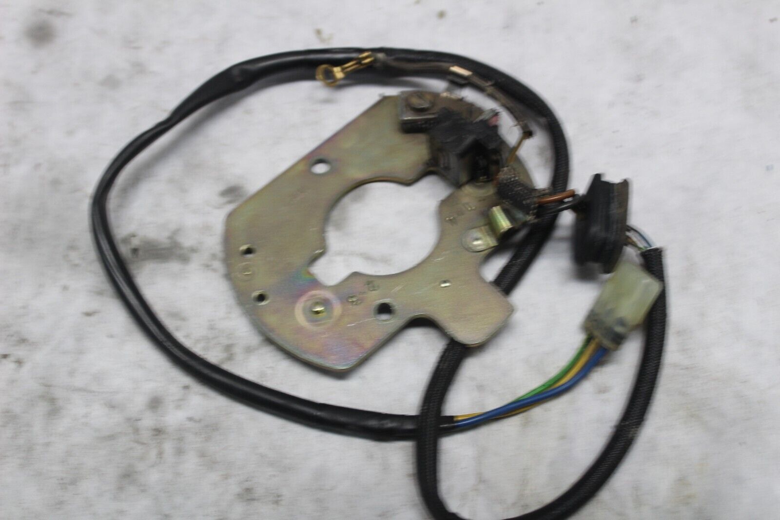 SIGNAL GENERATOR STATOR 33110-31F00 2001 SUZUKI BANDIT GSF1200S