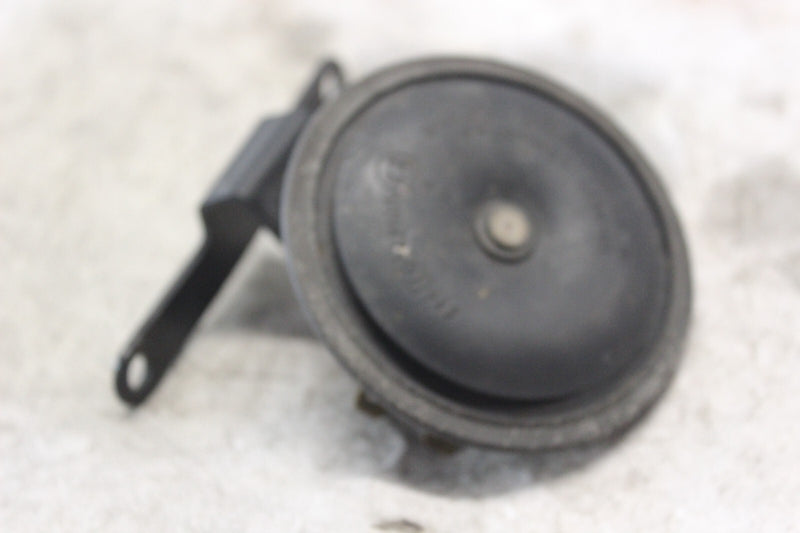 Horn 12v 3amp 105db TESTED/ WORKS 38500-24F00 2002 SUZUKI HAYABUSA GSX1300R