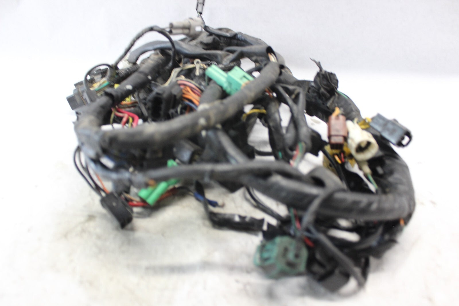 MAIN WIRING HARNESS SEE PHOTOS 36610-24F30 2002 SUZUKI HAYABUSA GSX1300R