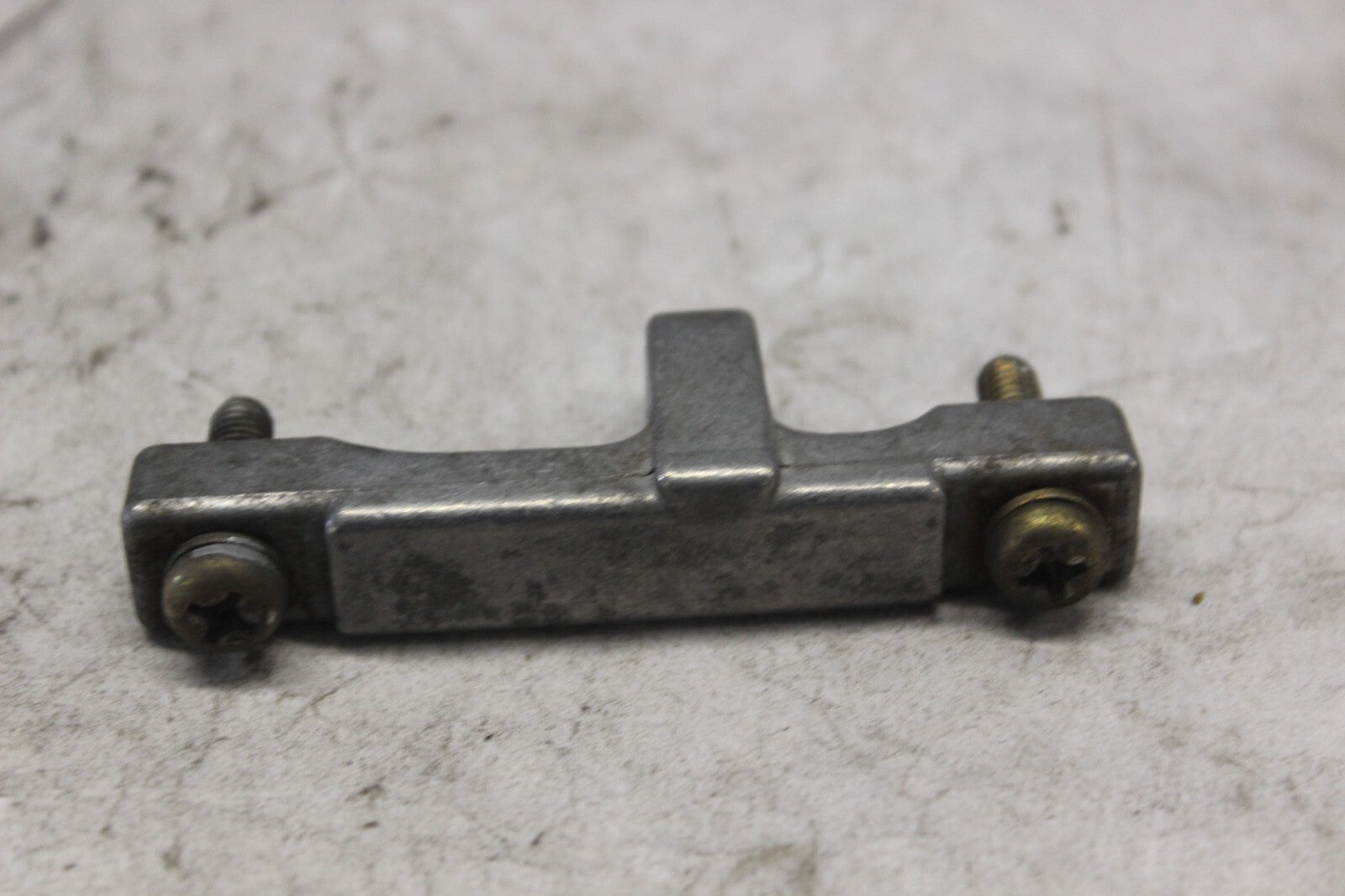 IGNITION COIL STAY A 30501-MB9-000 1982 HONDA GOLDWING GL1100A