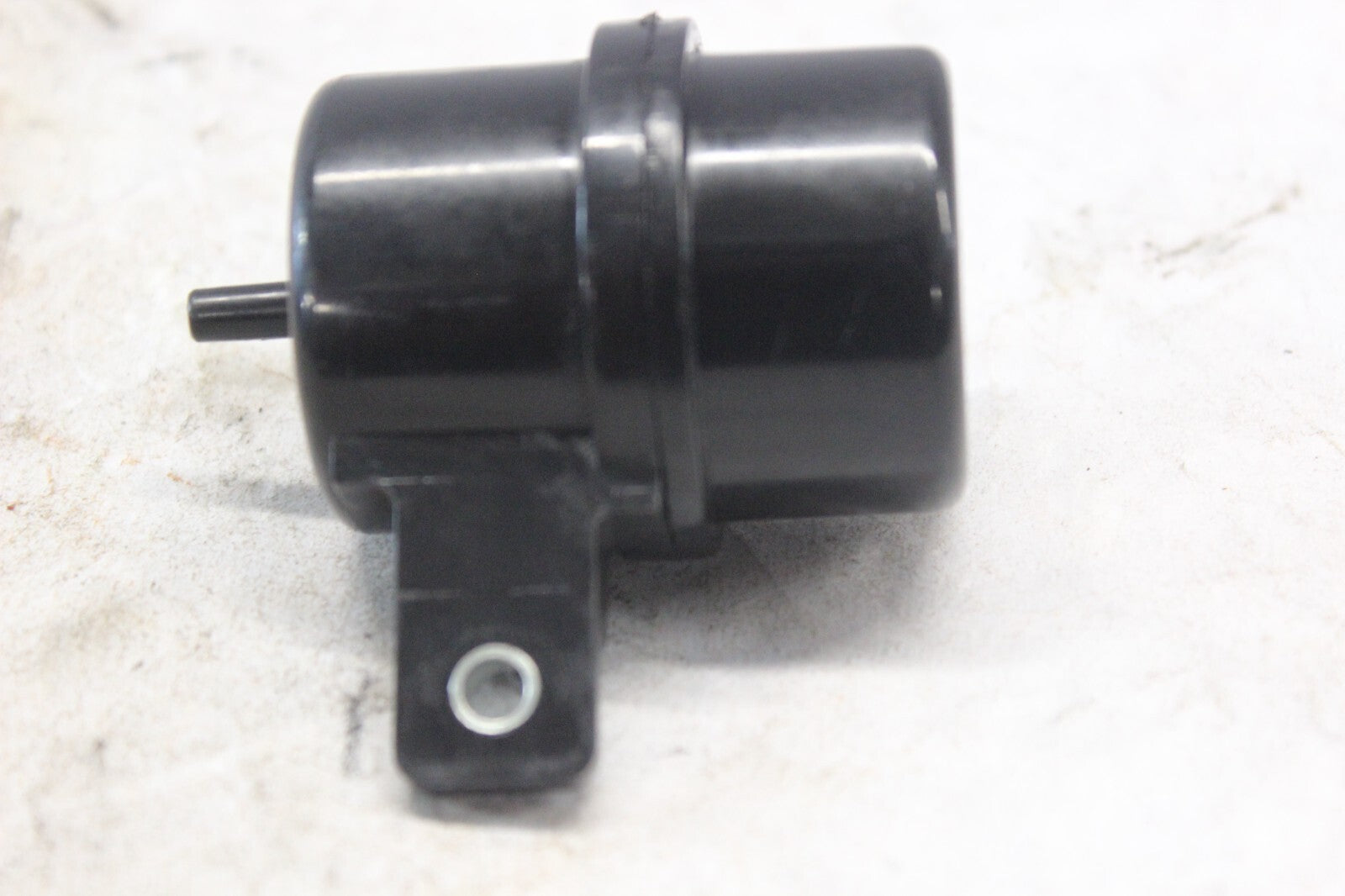 VACUUM CHAMBER 13715-02F00 2002 SUZUKI HAYABUSA GSX1300R