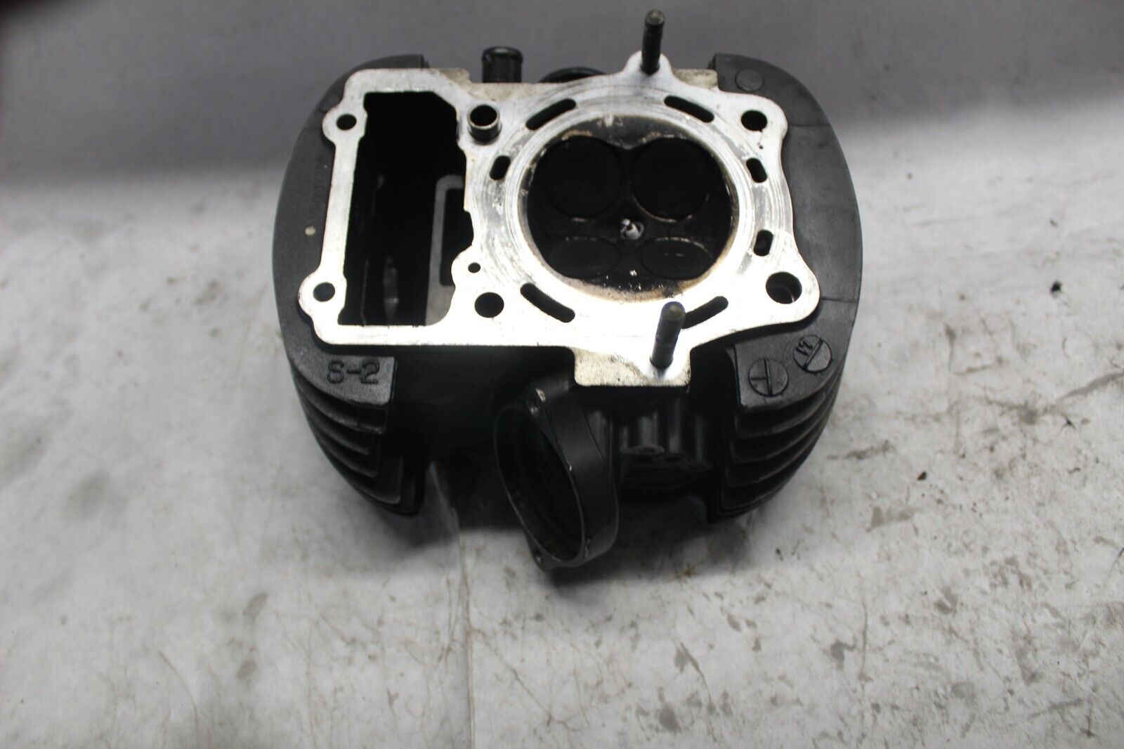 FRONT CYLINDER HEAD ASSY 11101-41F00 2003 SUZUKI VOLUSIA VL800