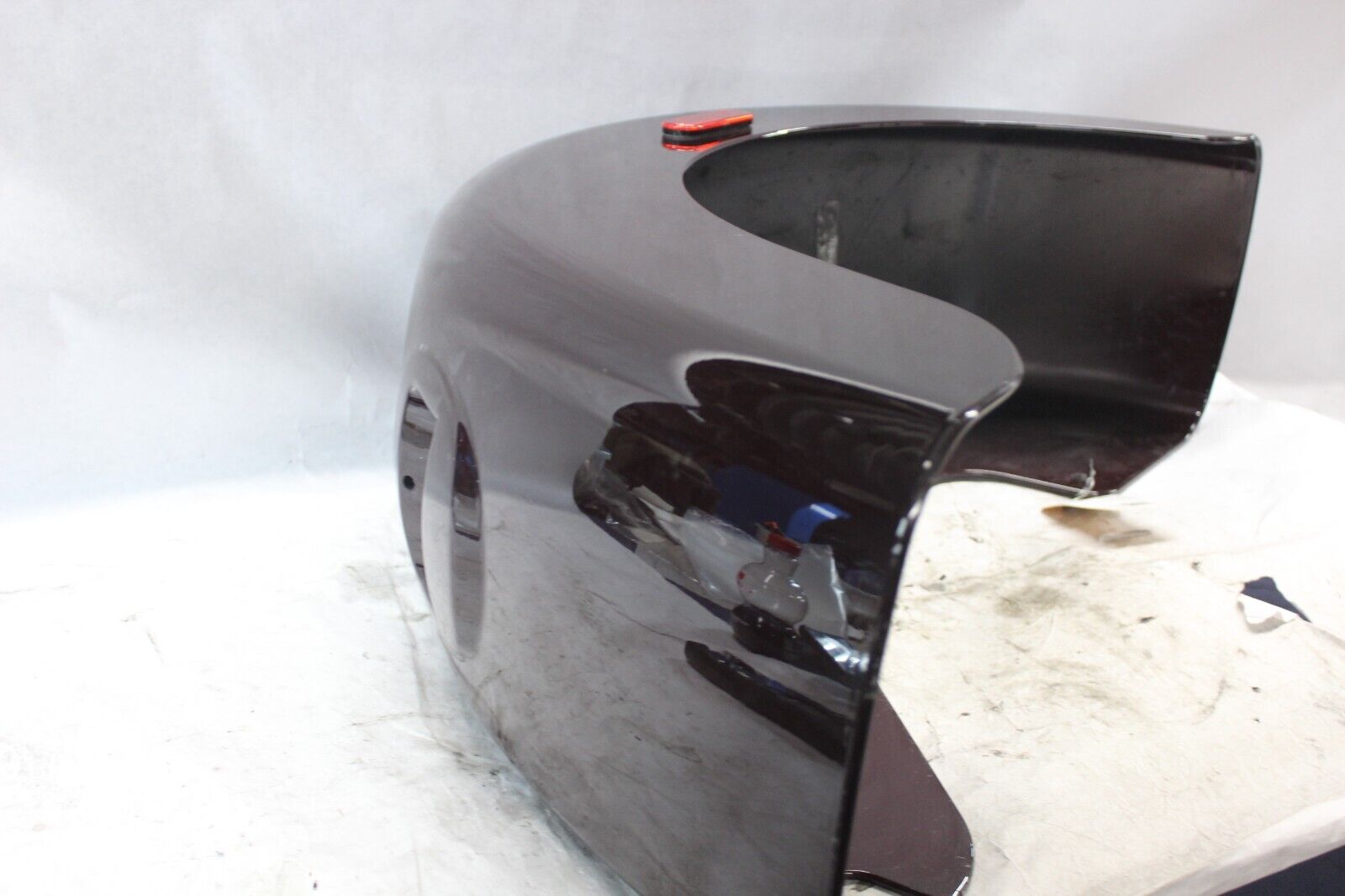 RIGHT REAR FENDER MIDNIGHT CRIMSON/ BLACK 83000227EVN 2022 H-D TRI-GLIDE ULTRA