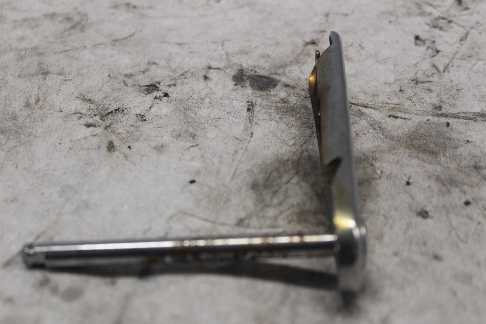 RIGHT SEAT LOCK SHAFT 77228-MA1-730 1982 HONDA GL500I SILVERWING