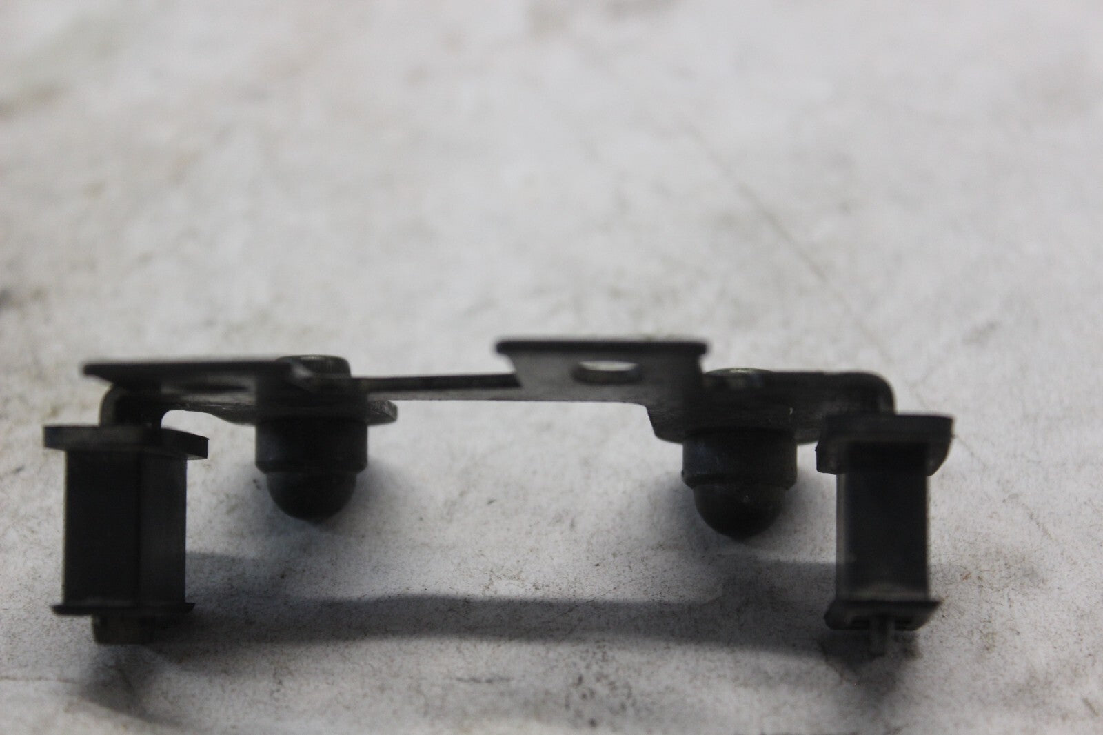 FUSE BOX BRACKET 36744-24F00 2002 SUZUKI HAYABUSA GSX1300R