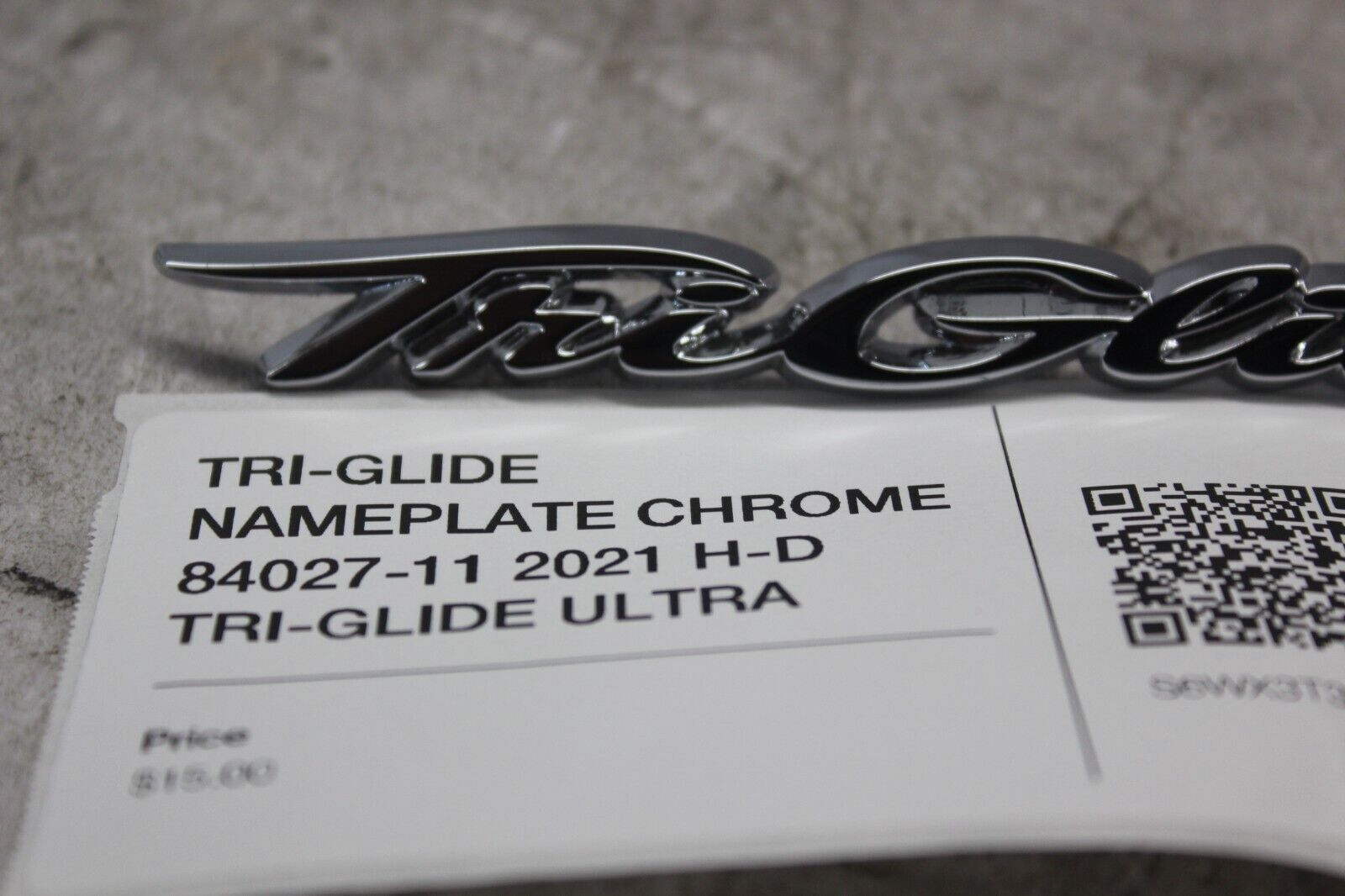 TRI-GLIDE NAMEPLATE CHROME 84027-11 2021 H-D TRI-GLIDE ULTRA