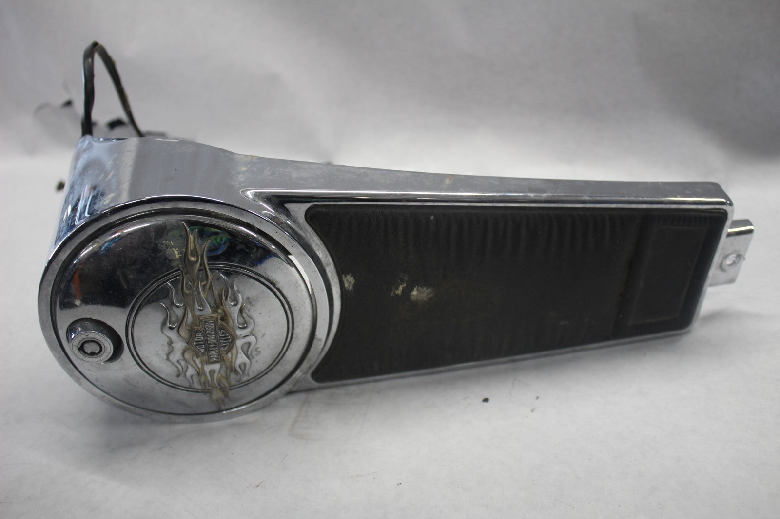 b1a7bb16-afb8-49f6-ab0c-f40c23c94501