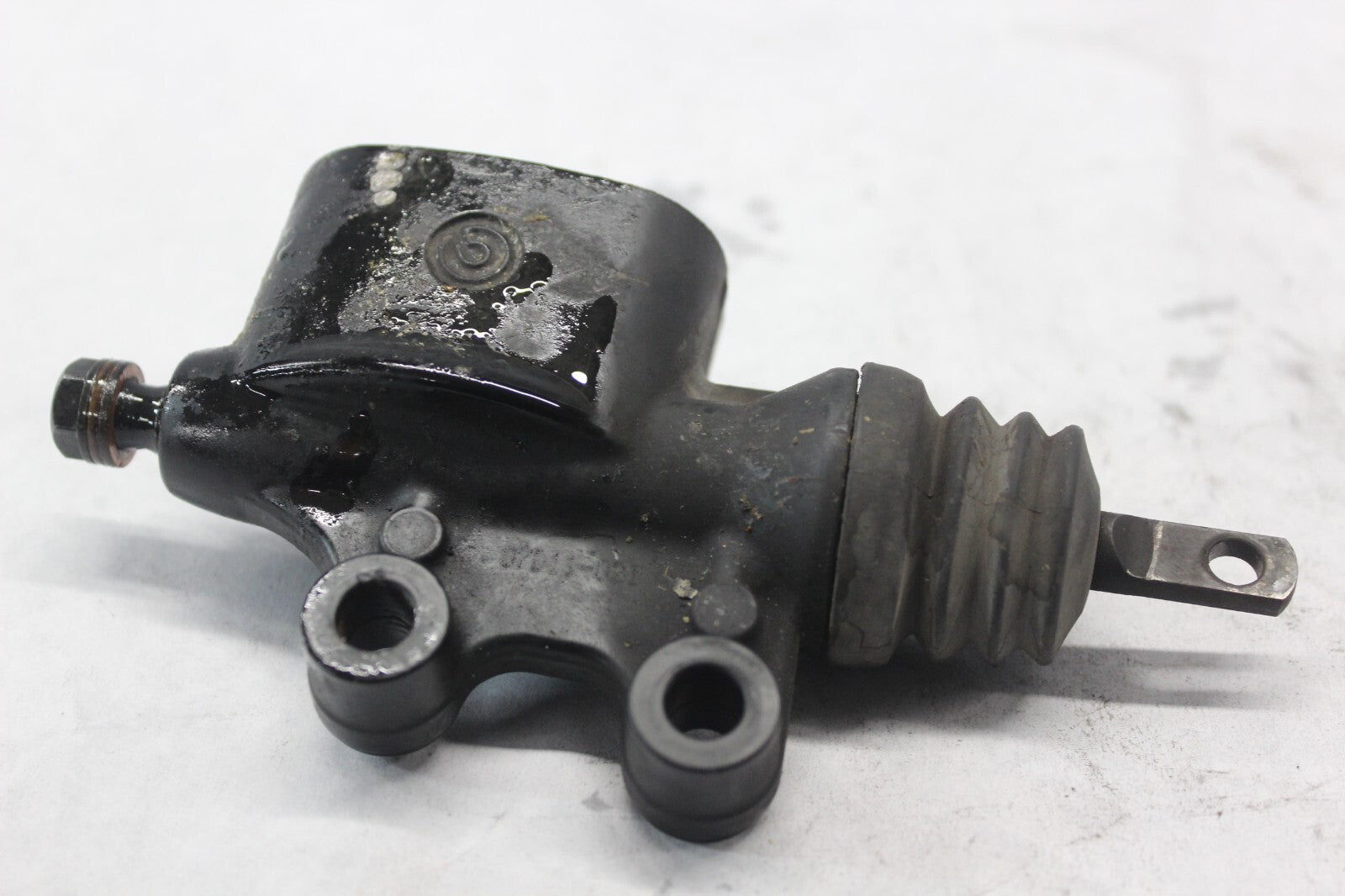 REAR MASTER CYLINDER ONLY 41763-08 2008 H-D ELECTRAGLIDE FLHT