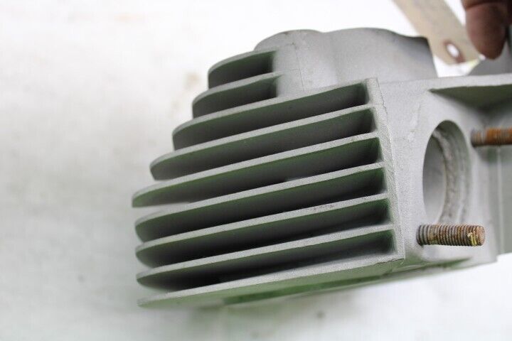 OEM Harley Davidson Cylinder Head Rear Bare 17179-06 on part 17193-06