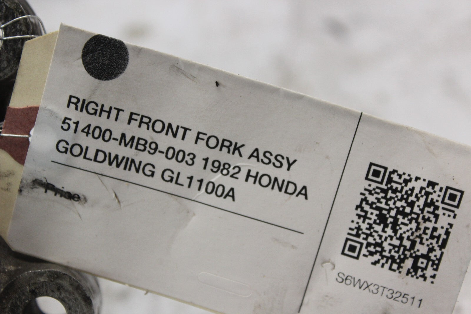 RIGHT FRONT FORK ASSY 51400-MB9-003 1982 HONDA GOLDWING GL1100A