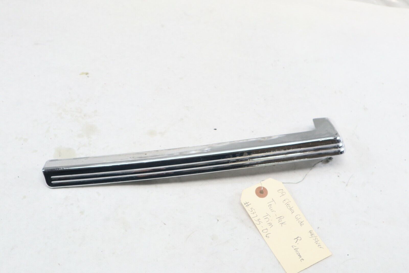 OEM Harley Davidson Tour Pak Trim Chrome RIGHT 2009 Ultra Blk/Sil 53735-06