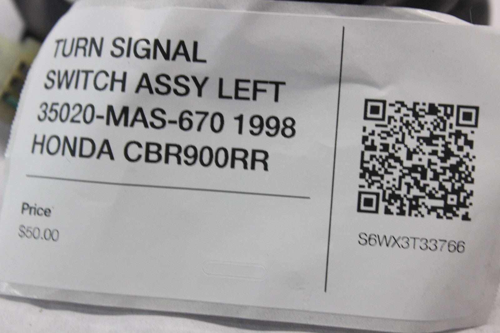 TURN SIGNAL SWITCH ASSY LEFT 35020-MAS-670 1998 HONDA CBR900RR