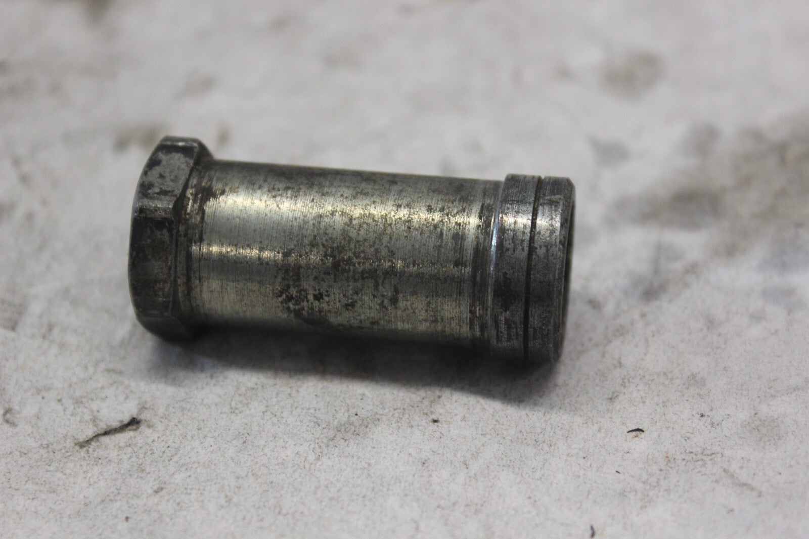 FRONT AXLE NUT 12MM 90305-463-000 1982 HONDA GOLDWING GL1100A