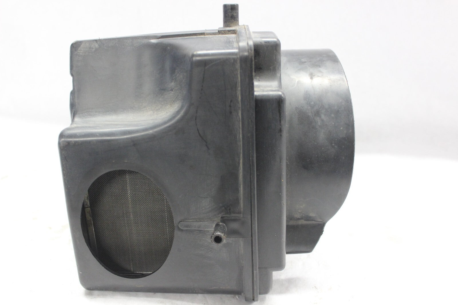 AIR CLEANER HOUSING 17205-MA1-000  1982 HONDA GL500I SILVERWING