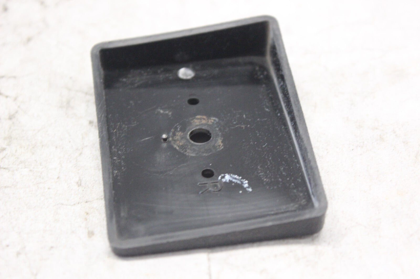 REAR RIGHT REFLECTOR BASE 81216-463-770 1982 HONDA GOLDWING GL1100A