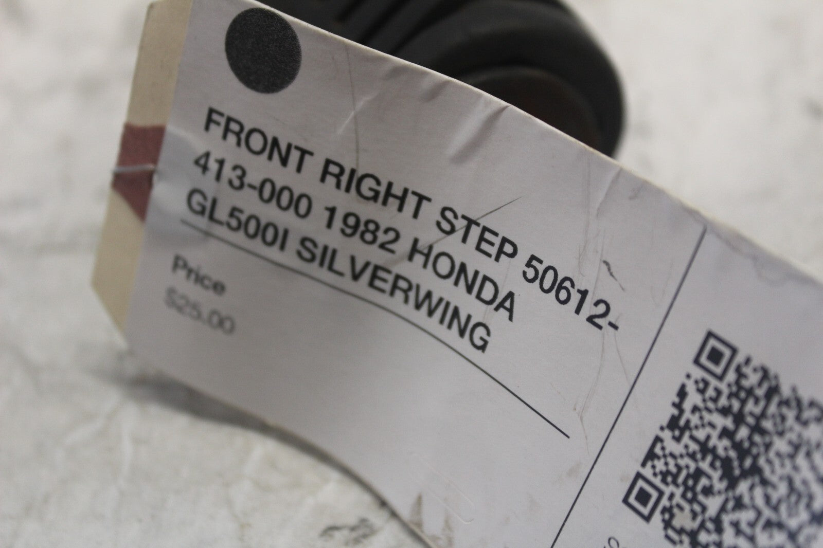 FRONT RIGHT STEP 50612-413-000 1982 HONDA GL500I SILVERWING