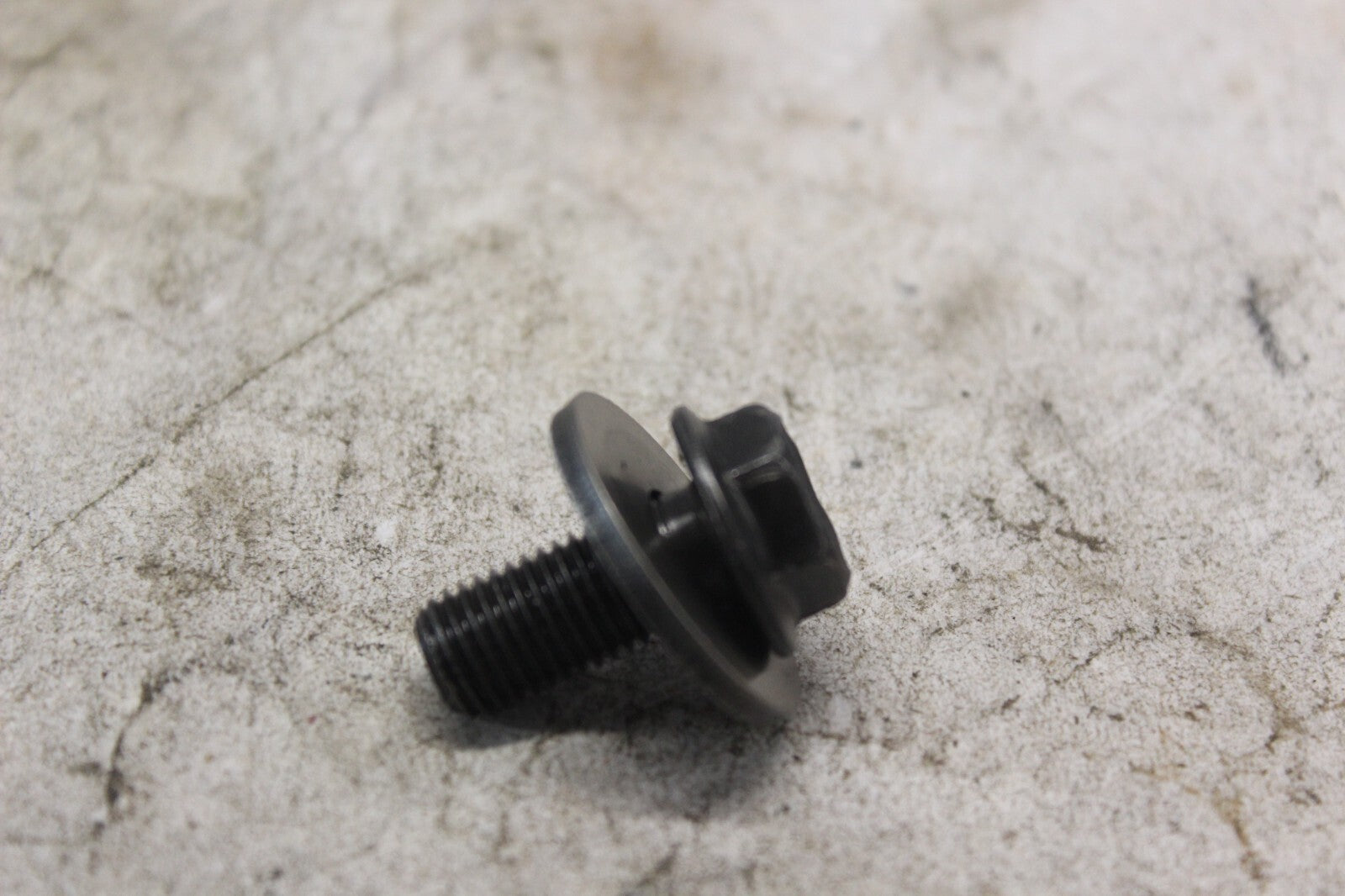 09103-10189 BOLT (10X23) 2002 SUZUKI HAYABUSA 08211-10305