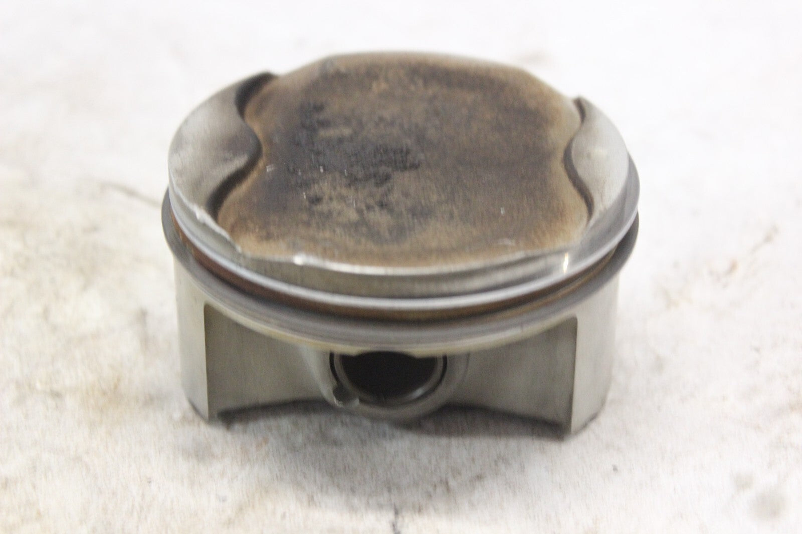 ENGINE PISTON 12111-24F11-0F0 2002 SUZUKI HAYABUSA GSX1300R
