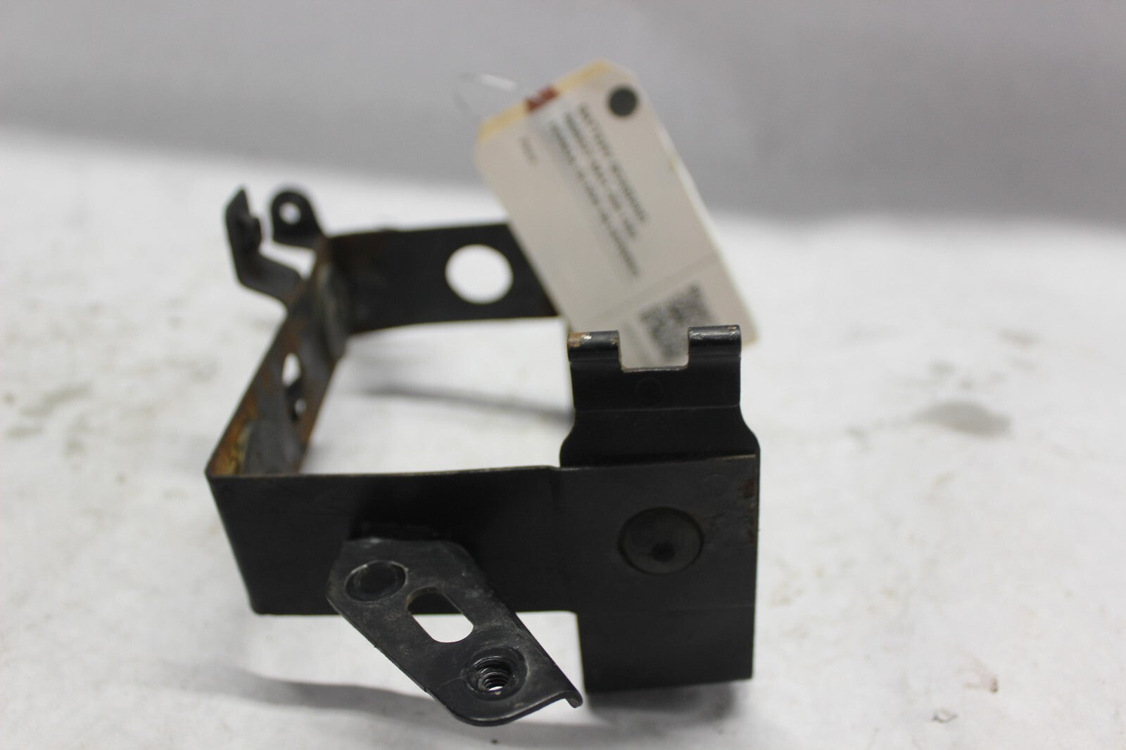 BATTERY BOX (BAND A) 50327-MA1-000 1982 HONDA GL500I SILVERWING
