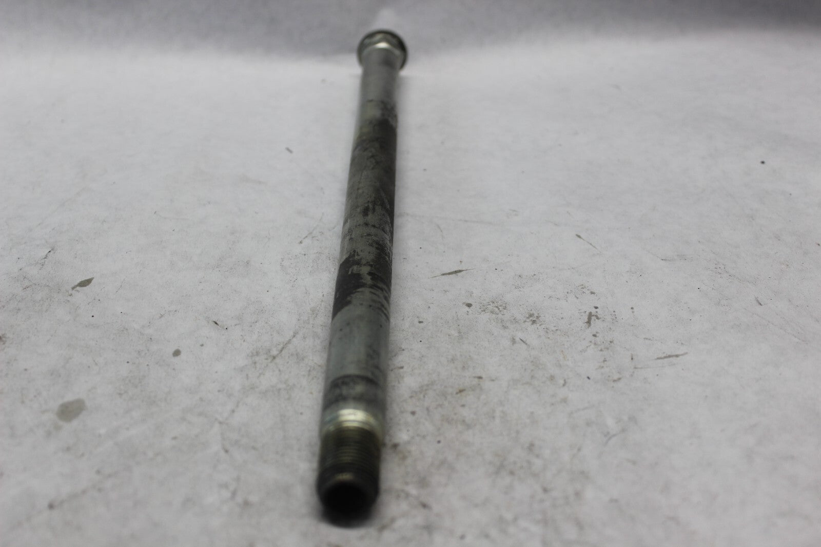 SWINGARM PIVOT BOLT 52101-MW0-000 1998 HONDA CBR900RR