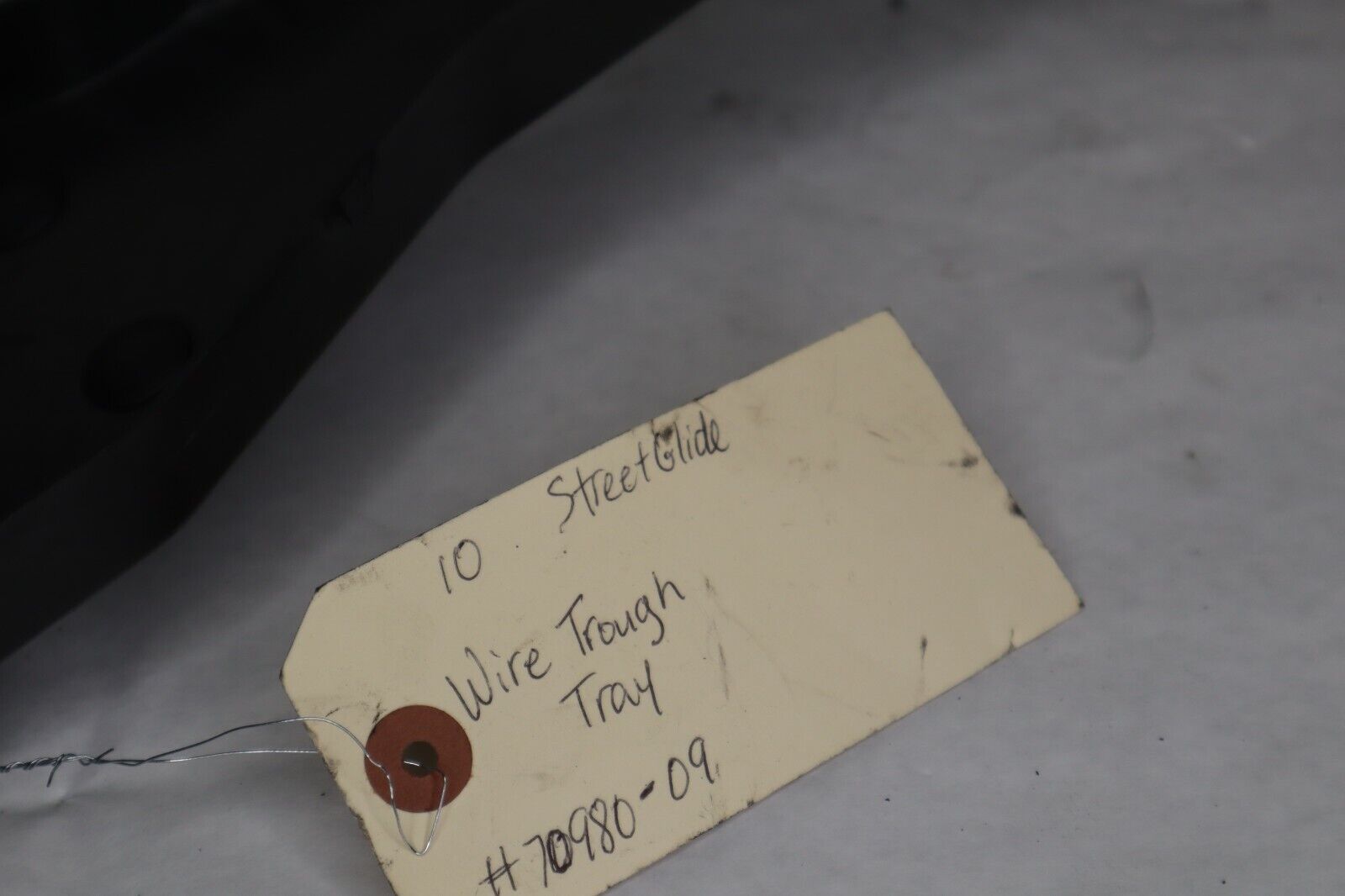 OEM Harley Davidson Main Wire Harness Trough 2010 Streetglide Black 70980-09