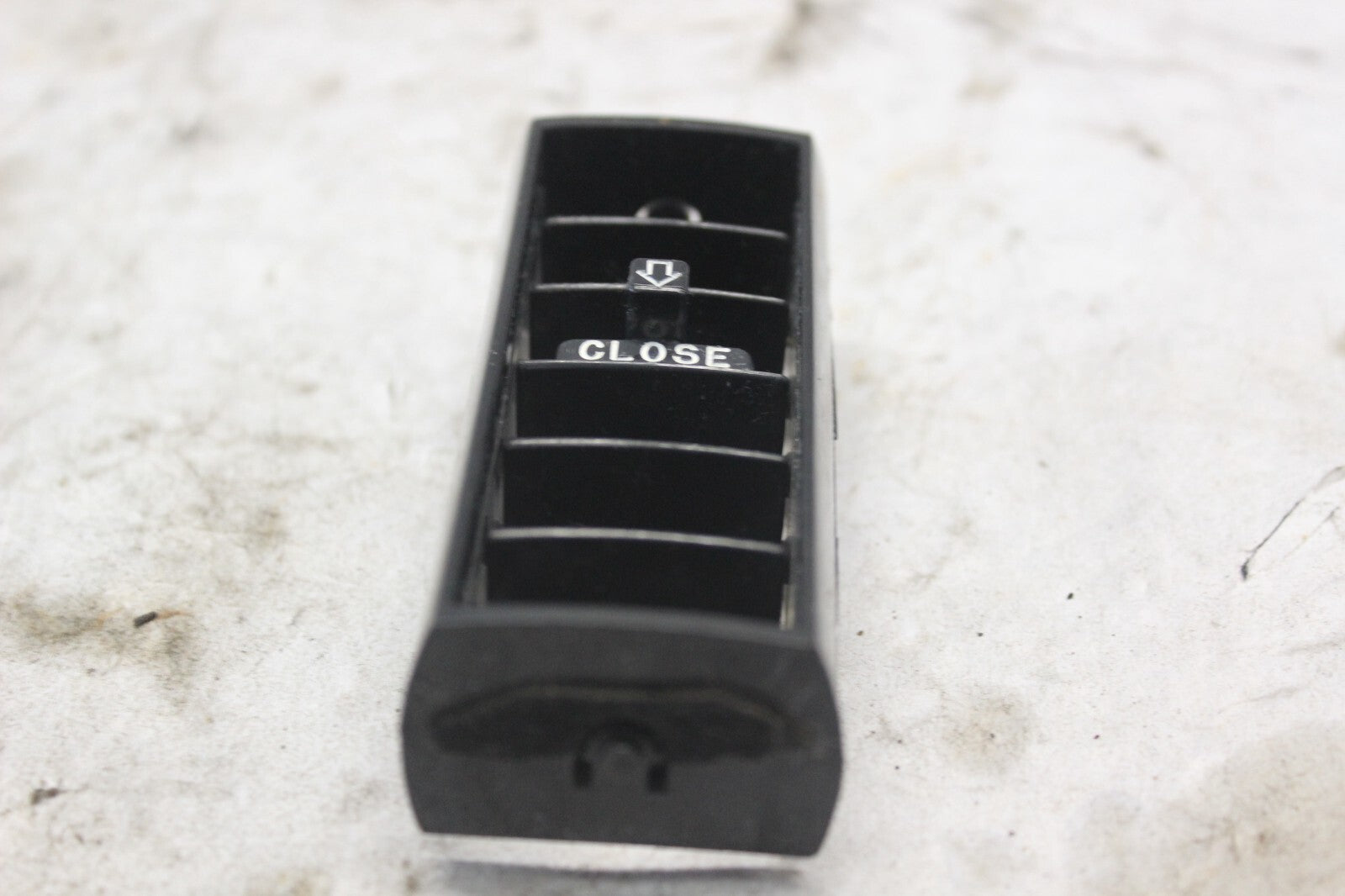 FRESH AIR OUTLET ONLY 64490-463-770 1982 HONDA GOLDWING GL1100A