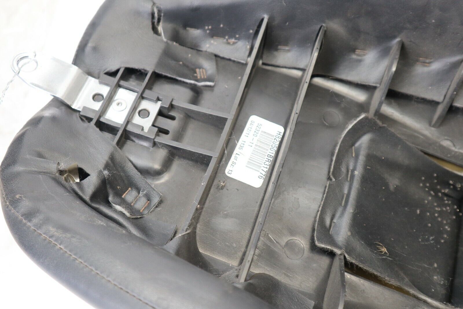 OEM Harley Davidson 2 Up Seat 6 Gallon Fuel Tank 2009 Ultra Black 52320-11