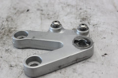 FRONT LEFT FOOTREST BRACKET 43521-35F00 2002 SUZUKI GSX-R1000