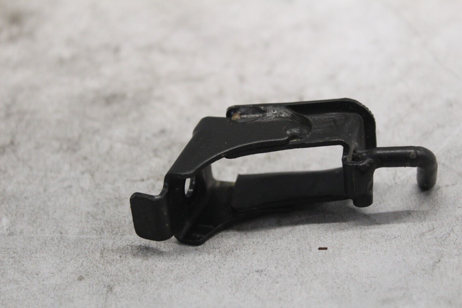 BRACKET, REAR SEAT AND HELMET (RIGHT) 11050-1475 1999 KAWASAKI NINJA ZX-9R