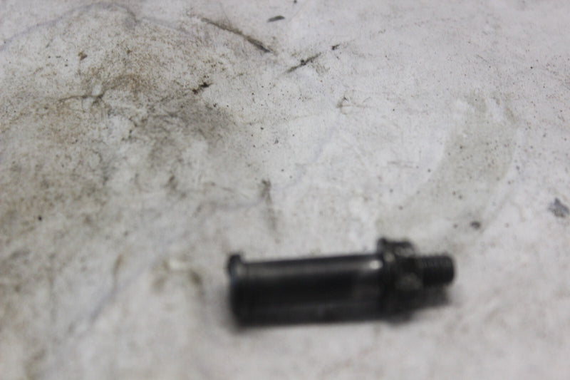 Handle Lever Knocker Bolt 57431-17C00 2002 SUZUKI HAYABUSA GSX1300R