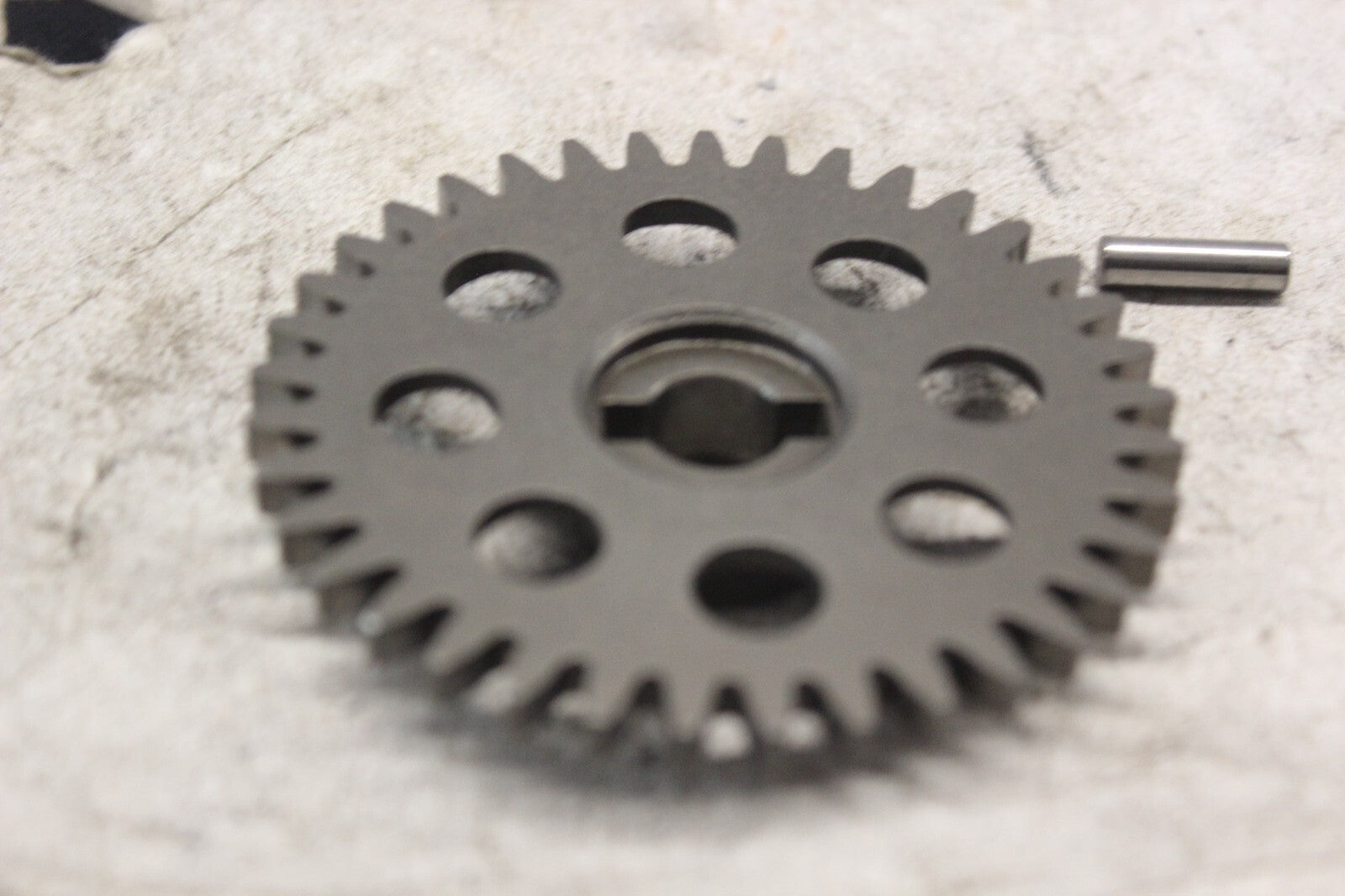 Oil Pump Driven Gear 37T #16331-33E00 2002 SUZUKI HAYABUSA GSX1300R