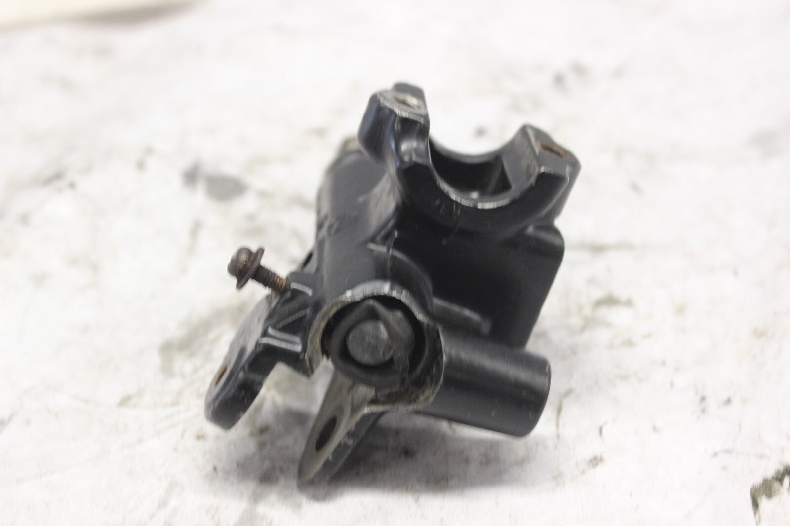 FRONT BRAKE MASTER CYLINDER 45500-MA5-672 1982 HONDA GL500I SILVERWING