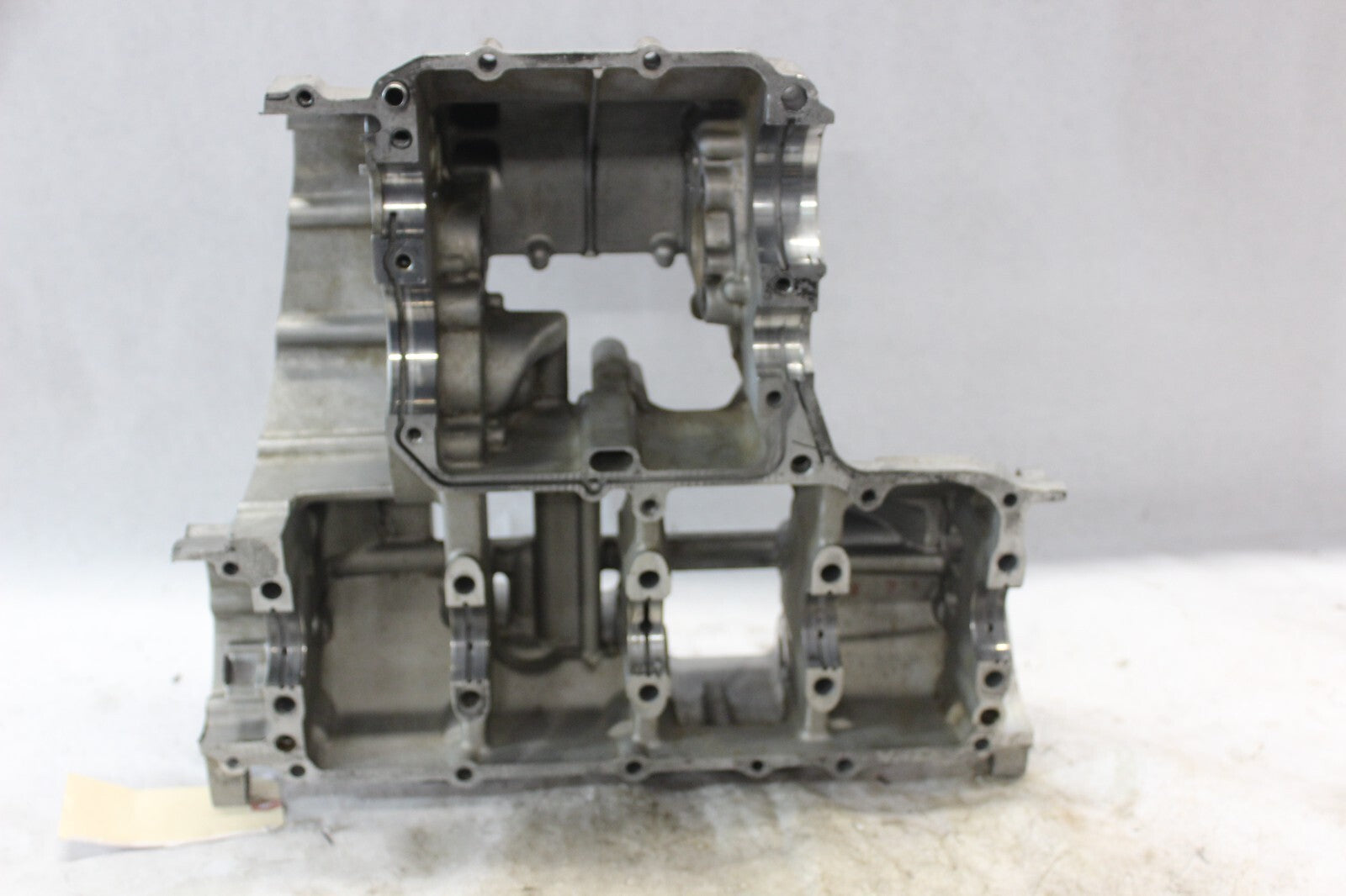 CRANKCASE BOTTOM ASSY 11302-24811 2002 SUZUKI HAYABUSA GSX1300R