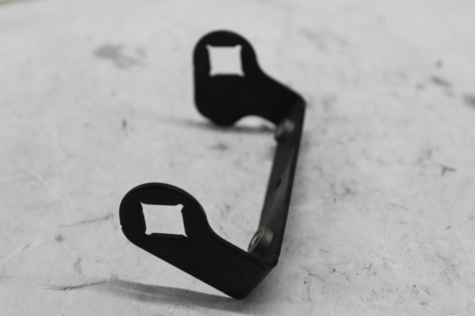IGNITION COIL BRACKET 47420-08 2008 H-D ELECTRAGLIDE FLHT