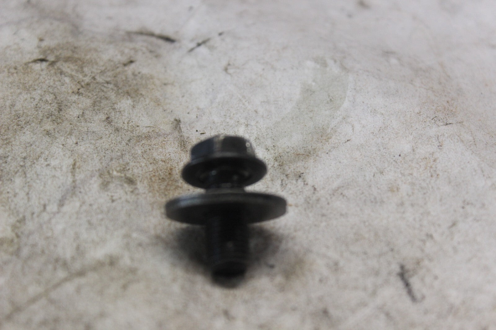 09103-10189 BOLT (10X23) 2002 SUZUKI HAYABUSA 08211-10305