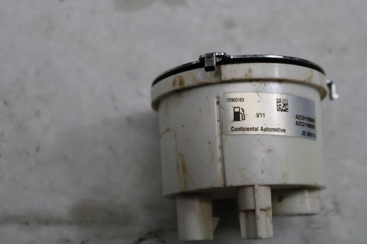 OEM Harley Davidson Fuel Gauge 70900163