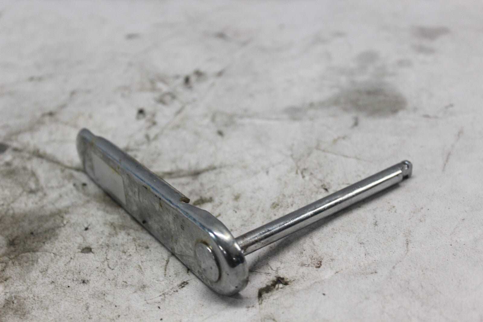 LEFT SEAT LOCK SHAFT 77229-MA1-730 1982 HONDA GL500I SILVERWING