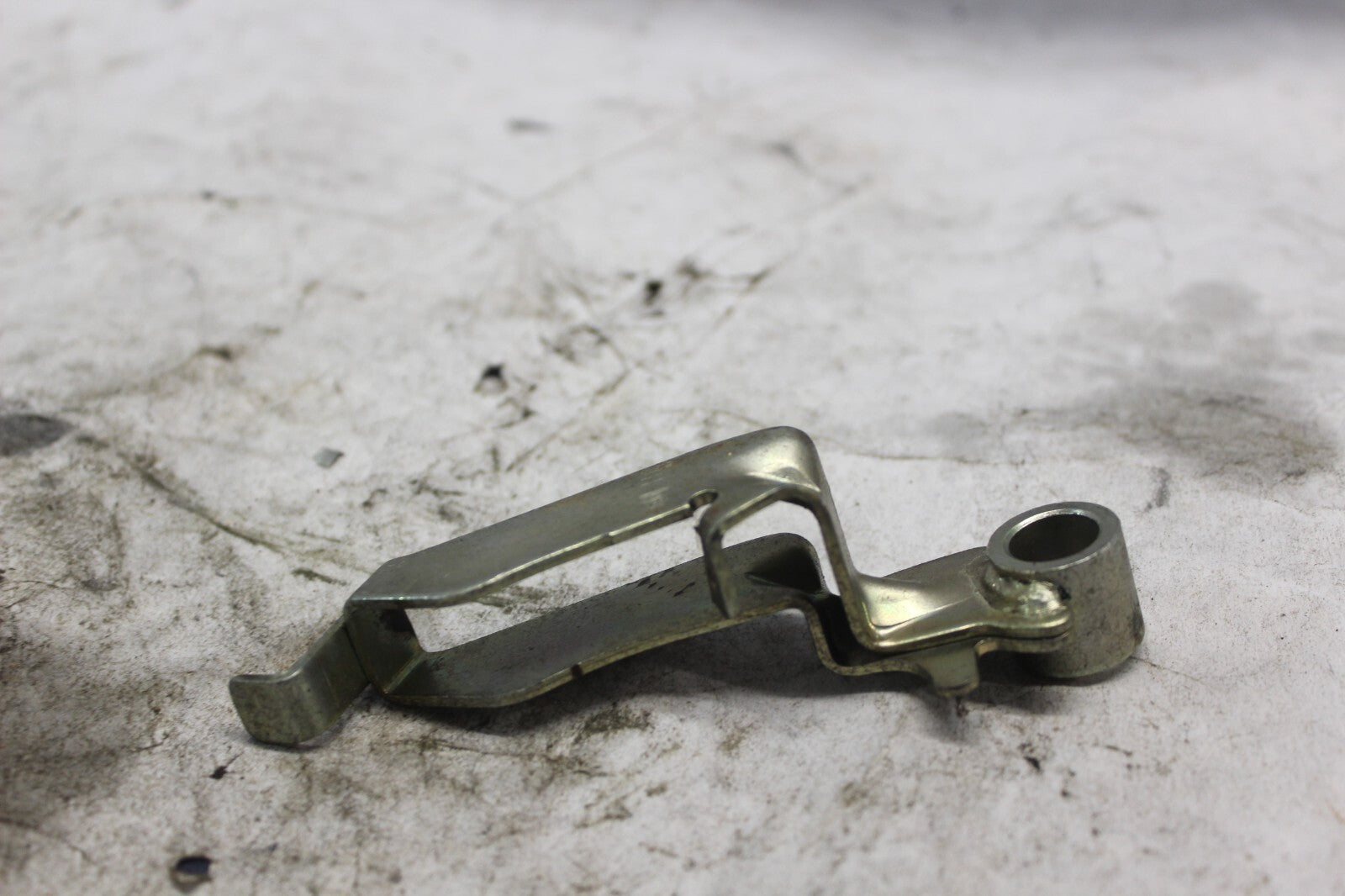 RIGHT SEAT LOCK LEVER 77220-MA1-000 1982 HONDA GL500I SILVERWING
