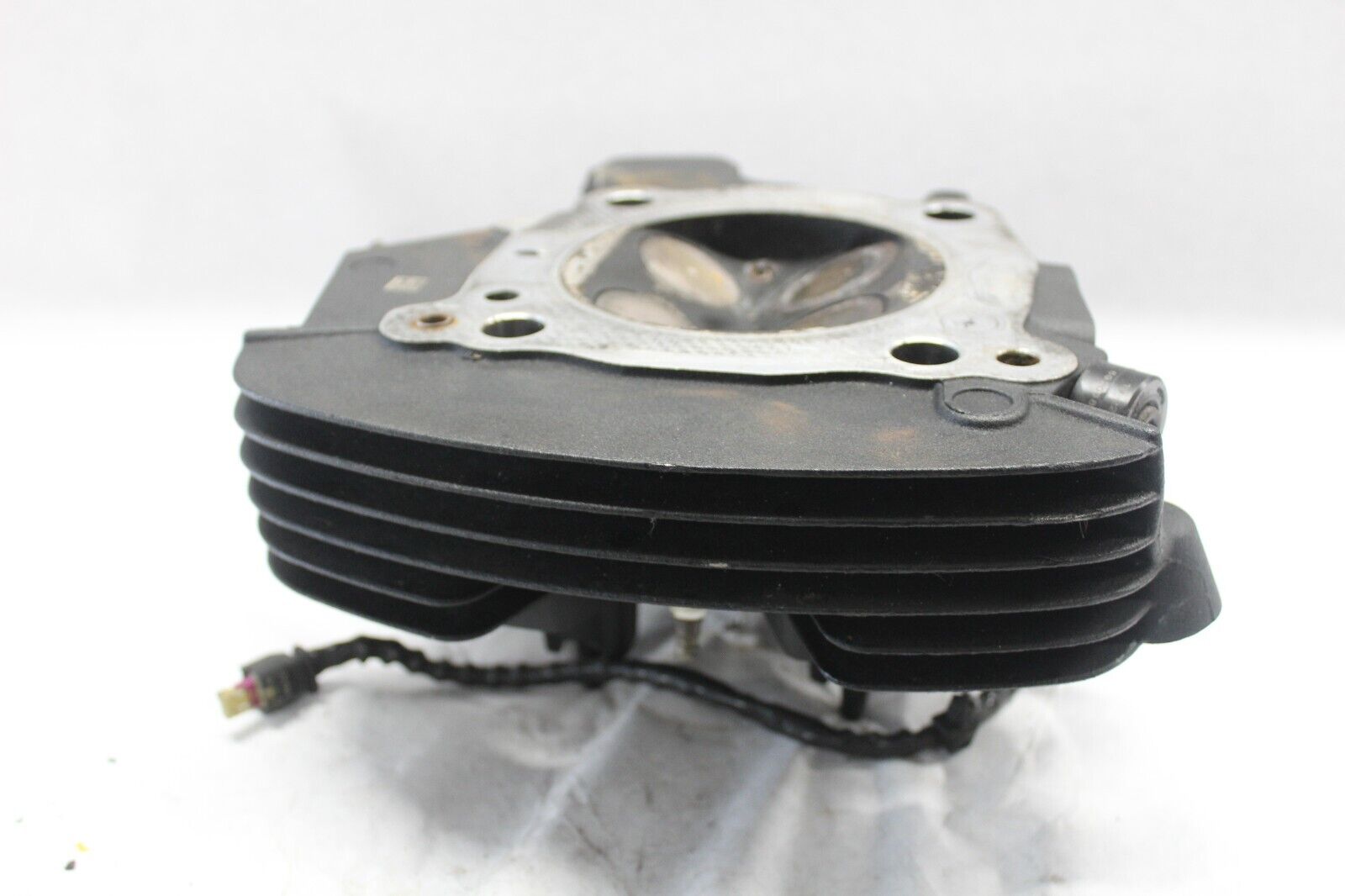 REAR CYLINDER HEAD ASSY BLACK 16500571 2020 FATBOB FXFBS3