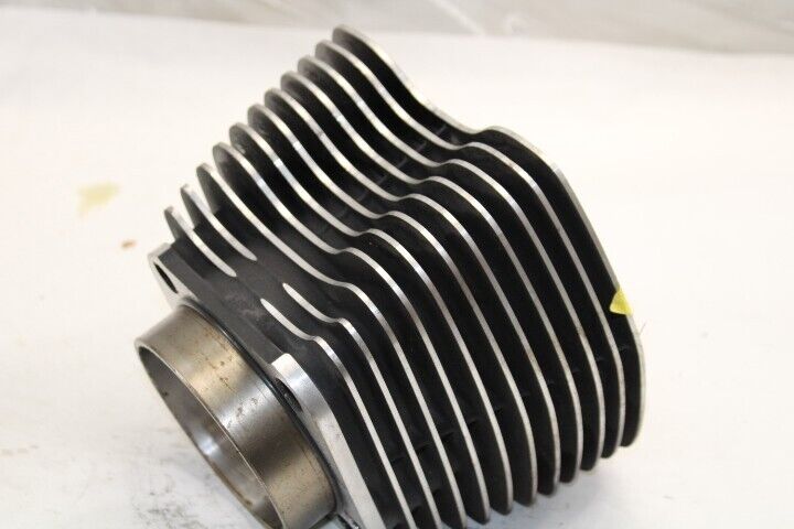 OEM Harley Davidson Cylinder Barrel Jug 88” 2006 Streetglide Grey 16526-99