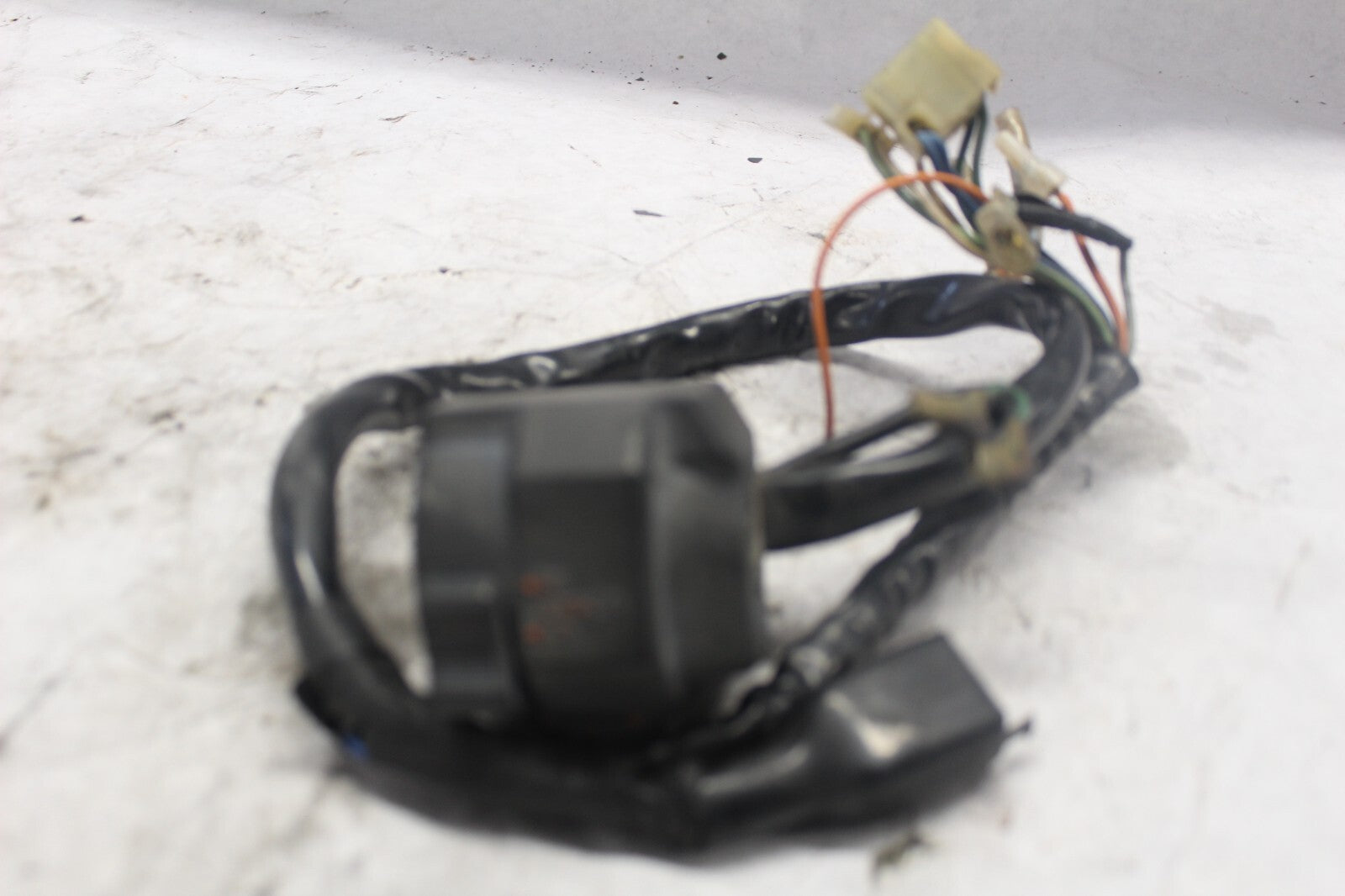 TURN SIGNAL SWITCH ASSY LEFT 35200-MA1-770  1982 HONDA GL500I SILVERWING