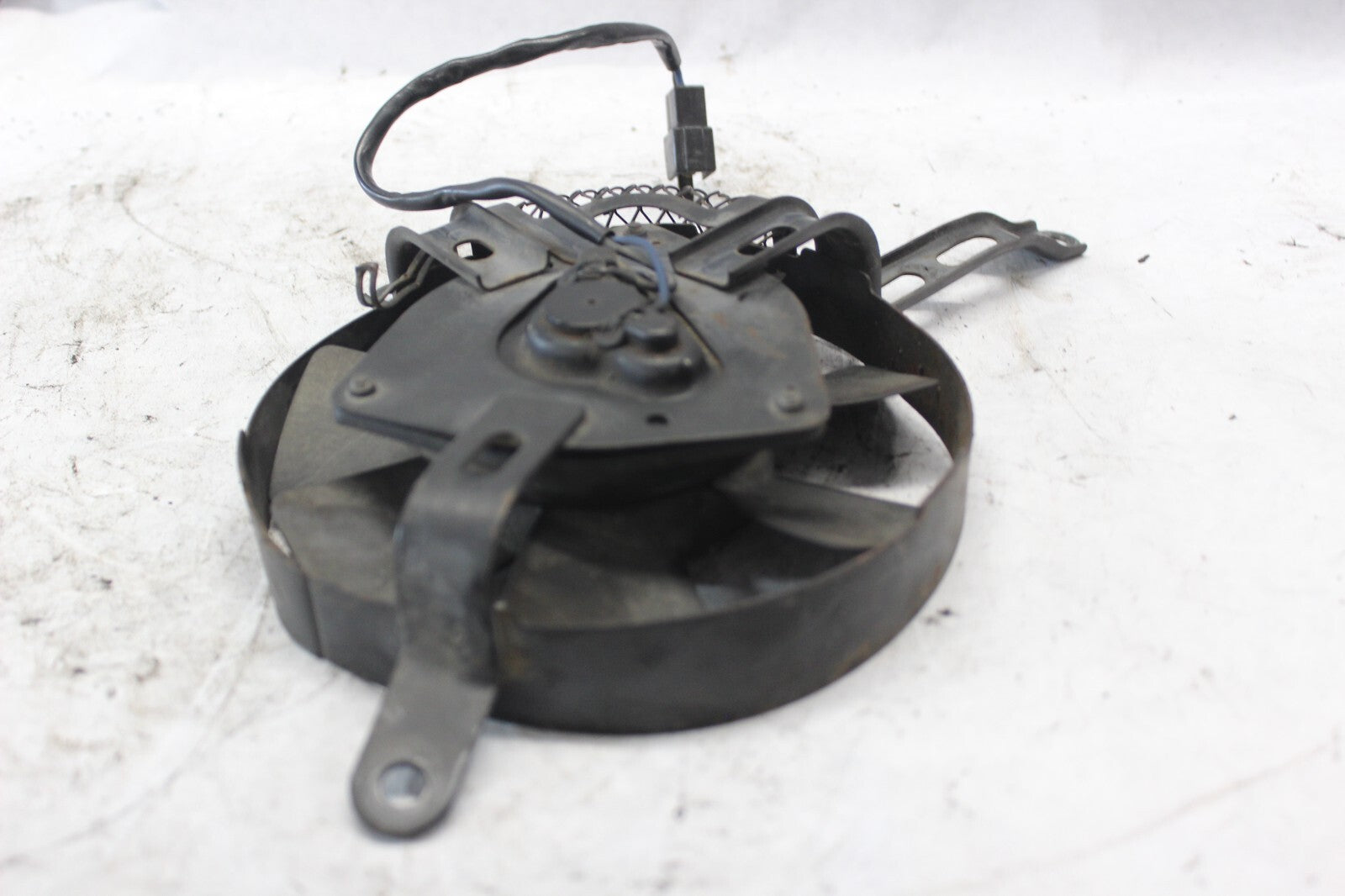 RADIATOR FAN ASSY TESTED/WORKS 17810-40F00 2002 SUZUKI GSX-R1000