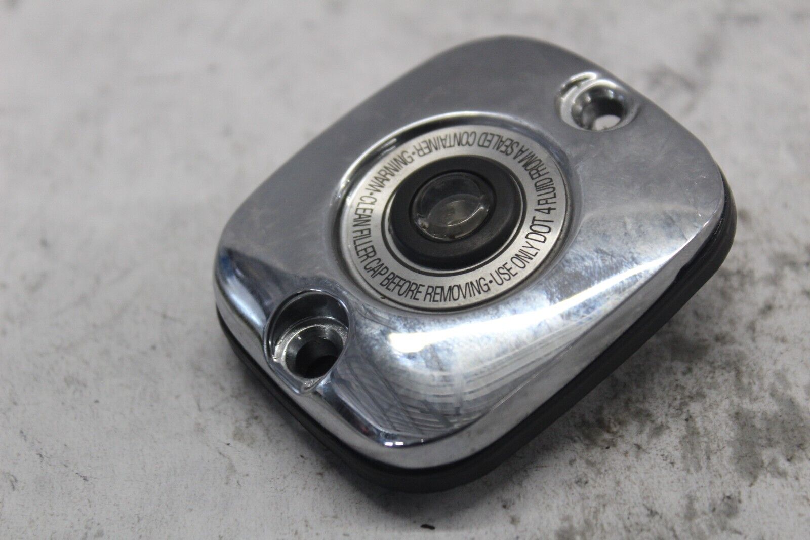 Master Cylinder Cover CHROME 46423-05 2005 ROAD KING CUSTOM FLHRSI