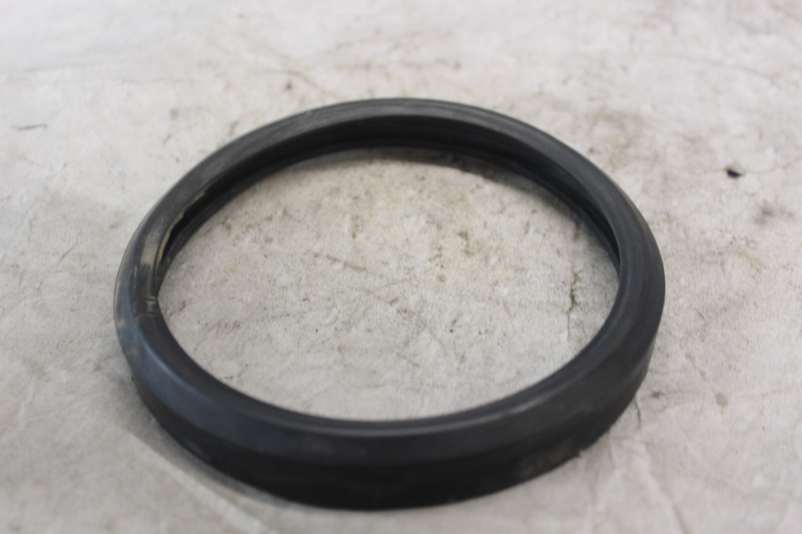 SPEEDOMETER SEAL 67223-00 2001 H-D SOFTAIL DUECE FXSTD