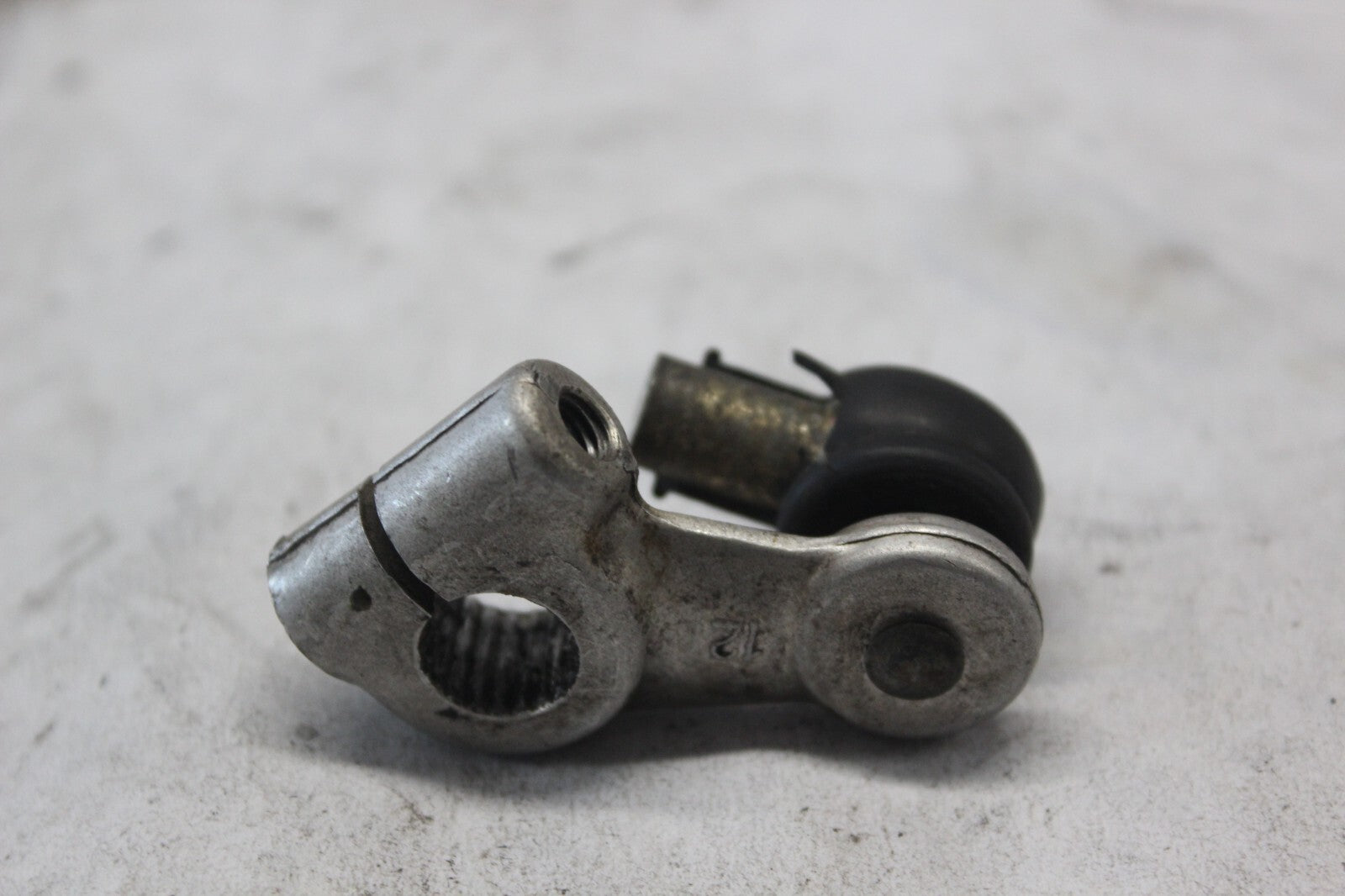 GEARSHIFT LINK ARM 25520-24F00 2002 SUZUKI GSX-R1000