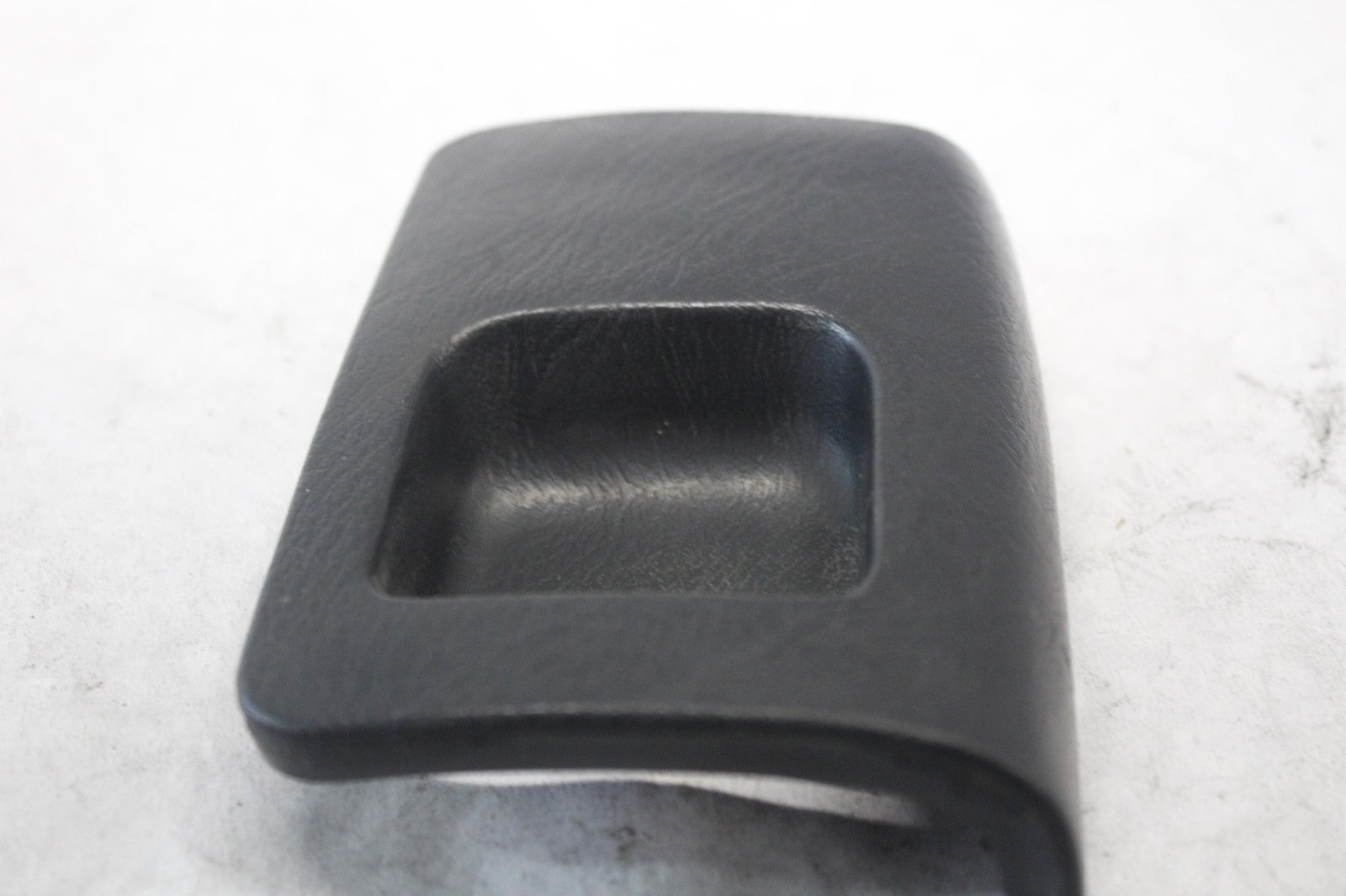abec2833-18aa-4dd9-8c7e-2115ae3f28df