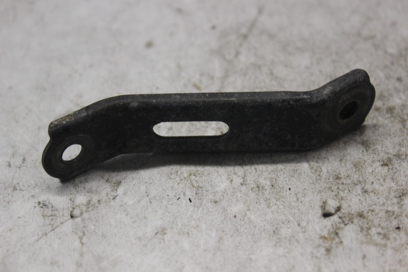 LEFT LOWER COWL STAY 64541-MW0-000 1998 HONDA CBR900RR