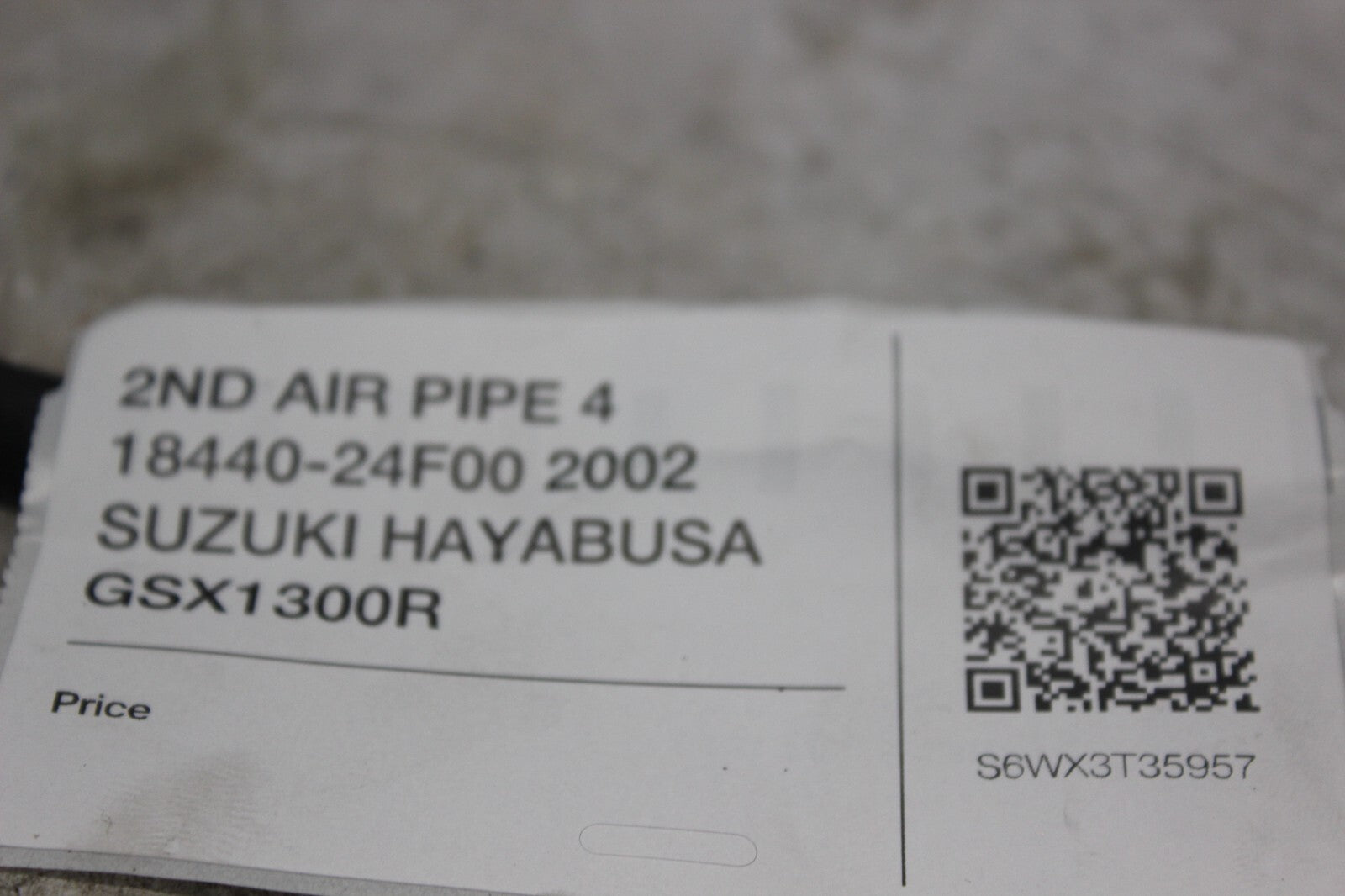 2ND AIR PIPE 4 18440-24F00 2002 SUZUKI HAYABUSA GSX1300R